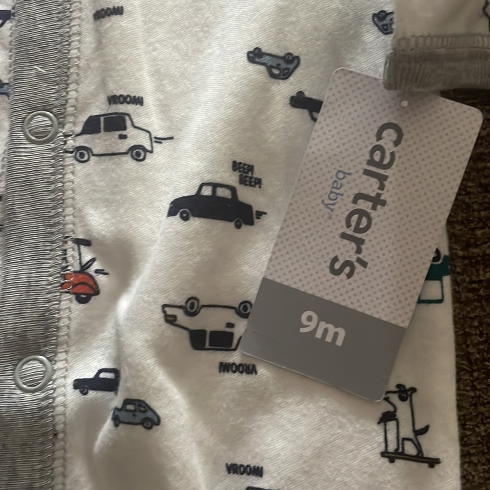 Carter’s sleeper - Picture 2 of 2